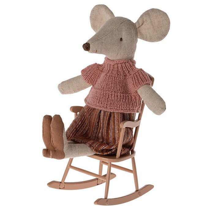 kounisti-karekla-pontikwn-rocking-chair-mouse-dark-powder-maileg-oneandonlybaby.gr