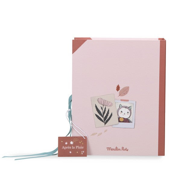 kouti-thiki-anamnistikwn-morou-milestone-box-apres-la-pluie-moulin-roty-1-oneandonlybaby.gr
