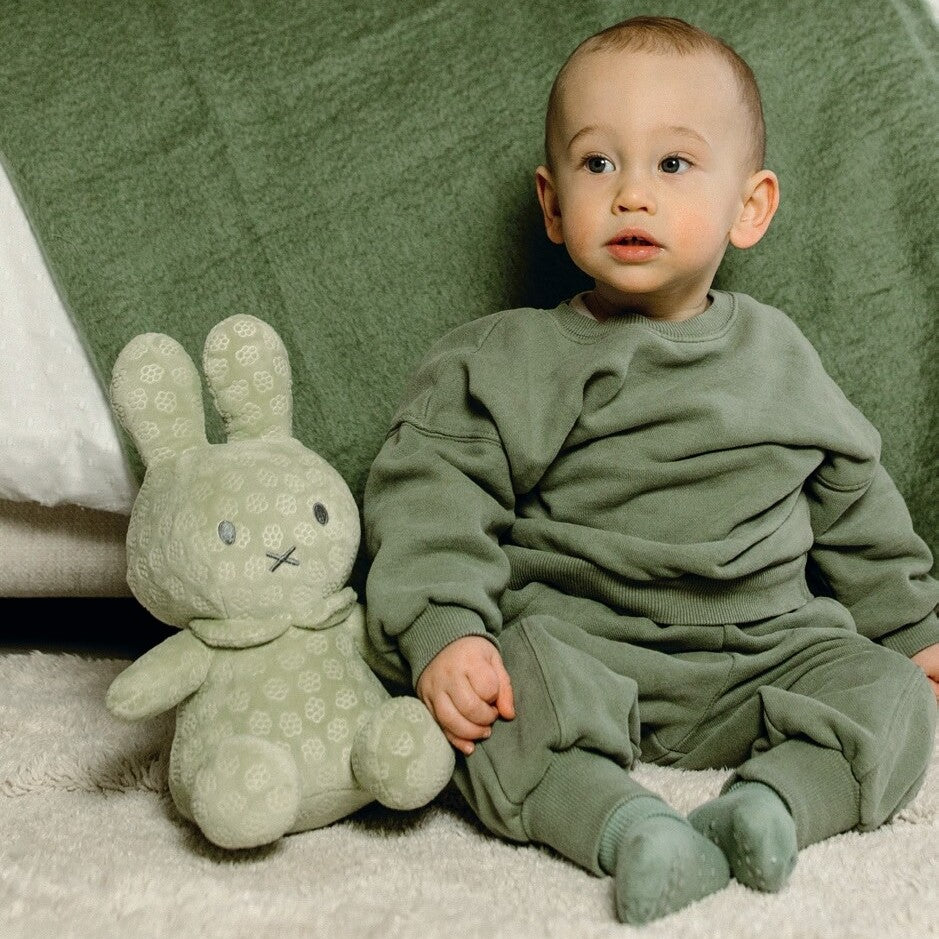 loutrino-veloute-lagoudaki-green-miffy-flowers-oneandonlybaby.gr