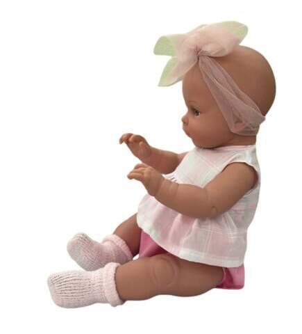 magic-baby-moro-koukla-alicia-me-fouxia-leyko-rouxo-kai-roz-fiogko-lamagik-oneandonlybaby.gr