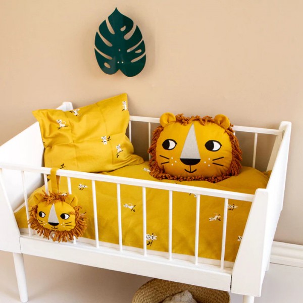 paidiko-diakosmitiko-maxilari-liodari-kids-cushion-lion-organic-cotton-roommate-oneandpnlybaby.gr