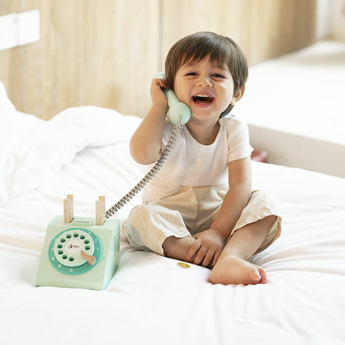 wooden-kids-vitage-telephone-classic-world-oneandonlybaby.gr