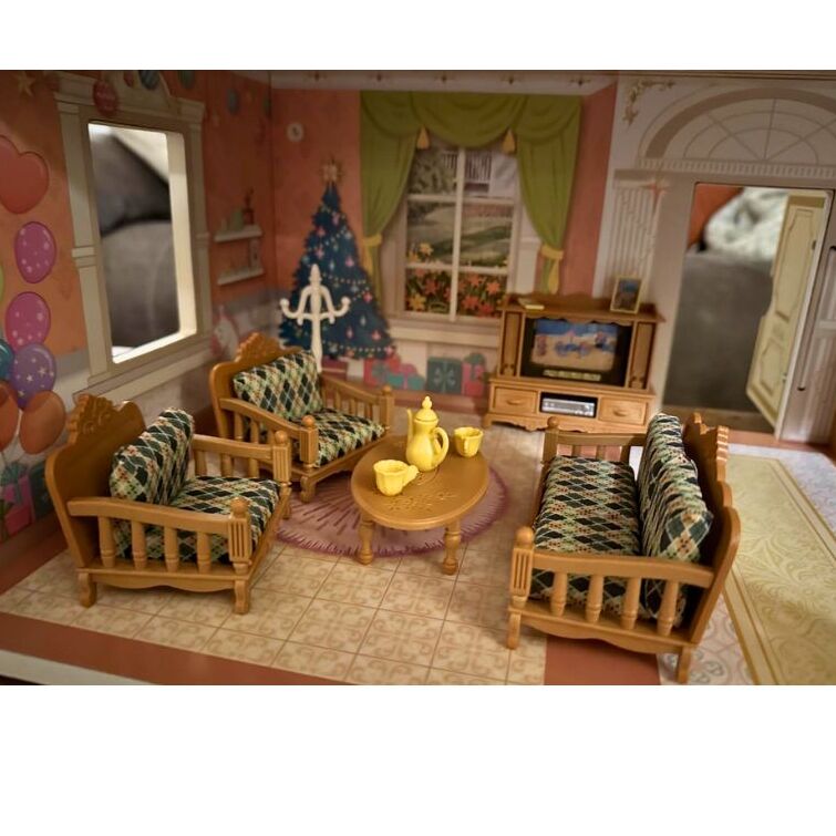 xylino-kouklospito-me-3-orofous-kai-axesouar-colonial-style-wooden-dollhouse-oneandonlybaby.gr