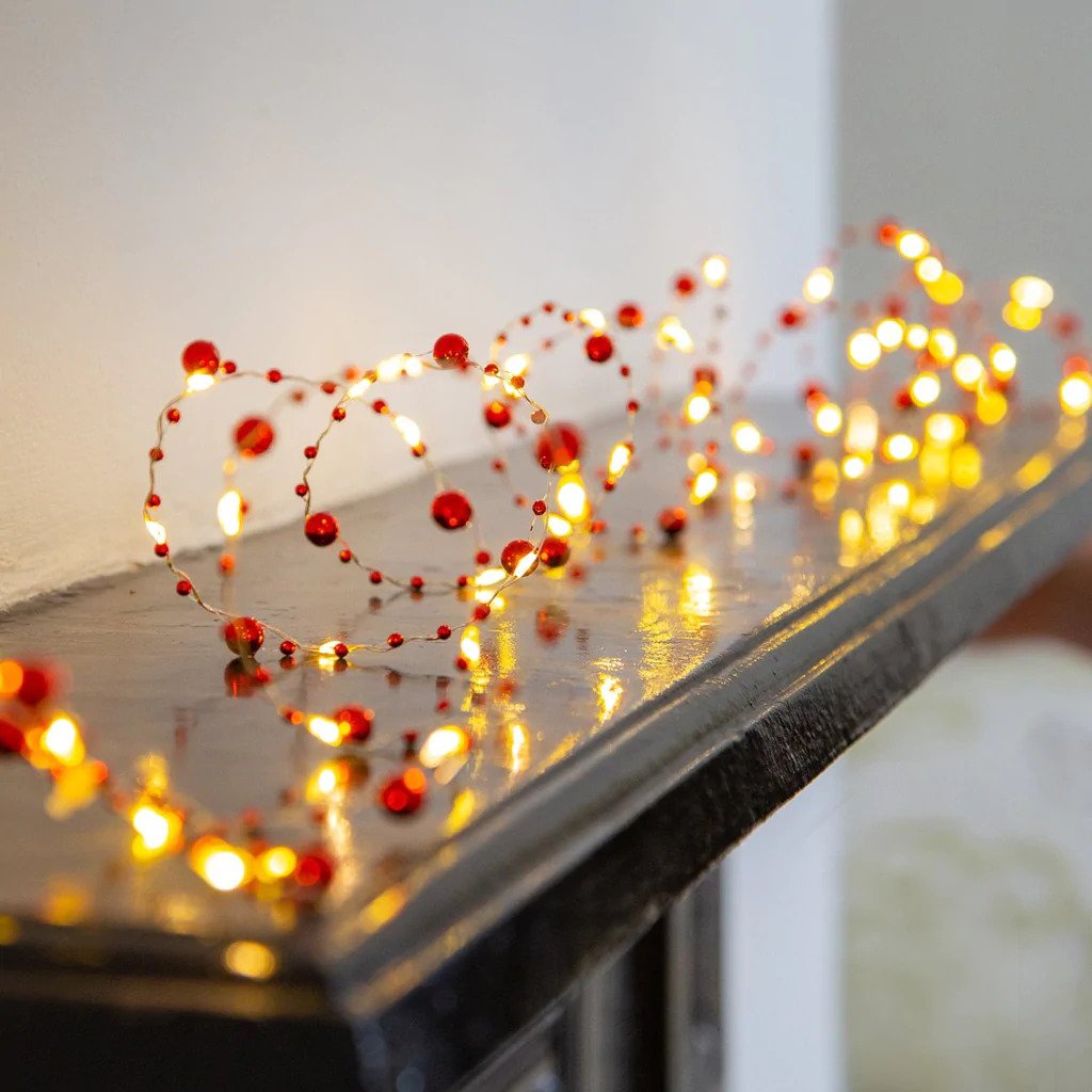 diakosmitiki-girlanda-fotakia-red-berries-holly-berry-bead-string-lights-talking-tables-oneandonlybaby.gr